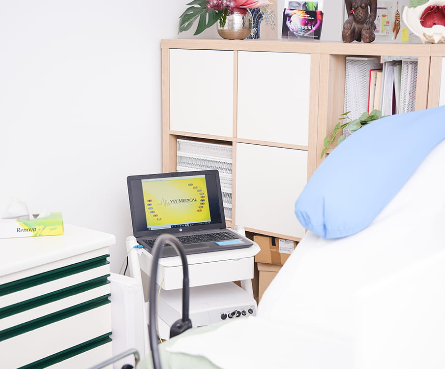 phenix-centre-therapie-naturelle-dieulefit_sage-femme-1