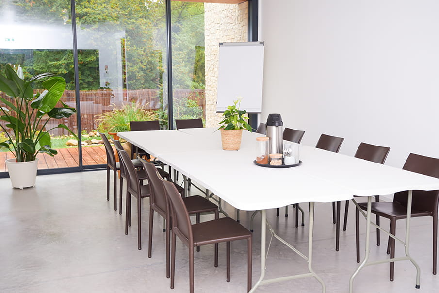 phenix-centre-therapie-naturelle-dieulefit_salle-polyvalente-7